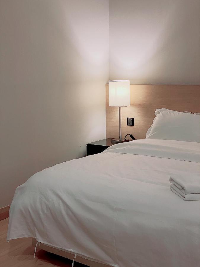 Straits Suite By C Homestay ملقا المظهر الخارجي الصورة
