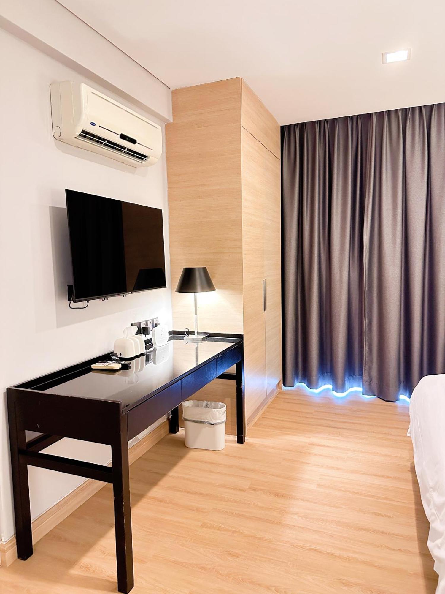 Straits Suite By C Homestay ملقا المظهر الخارجي الصورة
