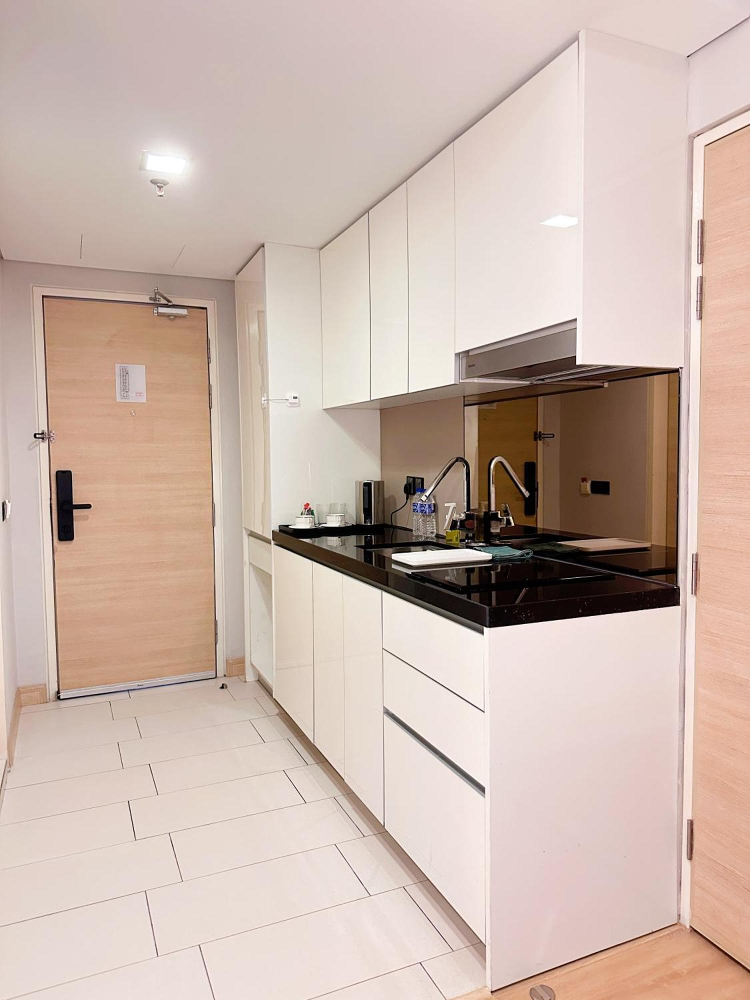 Straits Suite By C Homestay ملقا المظهر الخارجي الصورة